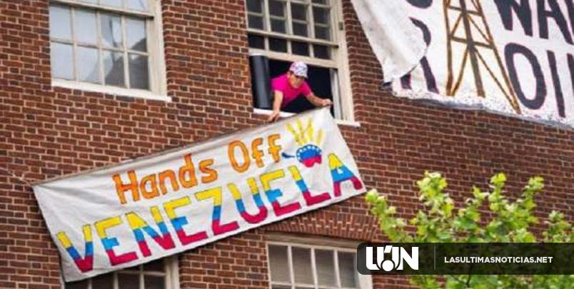 EEUU ordena desalojar a activistas en embajada de Venezuela en Washington.