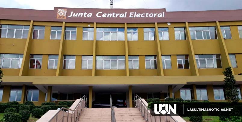 Según JCE, 24 partidos políticos depositaron registro de afiliados de su organización​