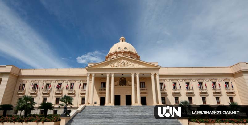 Presidente Danilo Medina promulga Ley 210-19, que regula uso símbolos patrios de República Dominicana