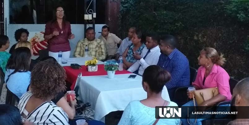 Movimiento de profesionales apoya Angry Reynoso como candidato a diputado del PRD en San Cristóbal