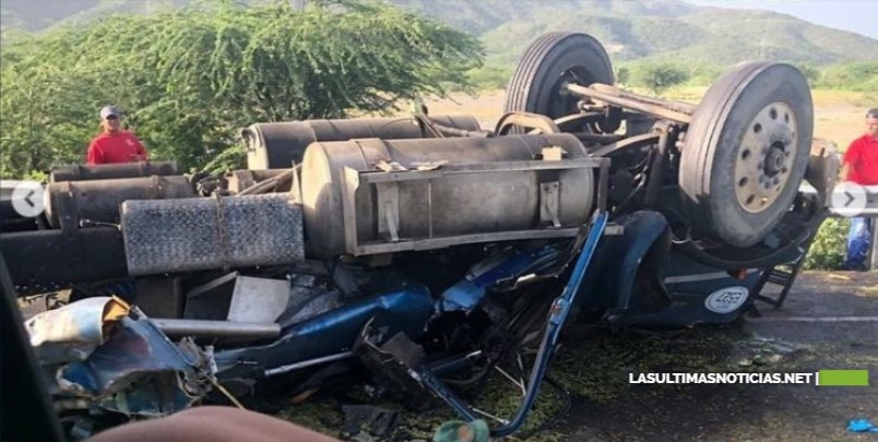 Accidente de tránsito deja cinco muertos en Azua