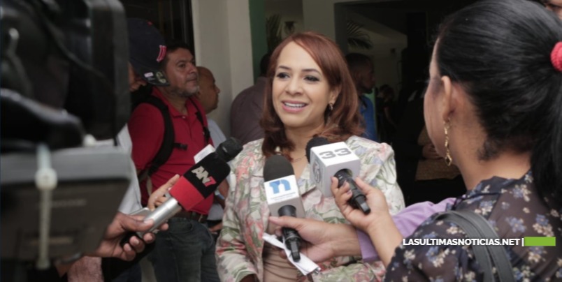 Karen Ricardo: En espera de informe para fijar posición sobre primarias de Santo Domingo Este