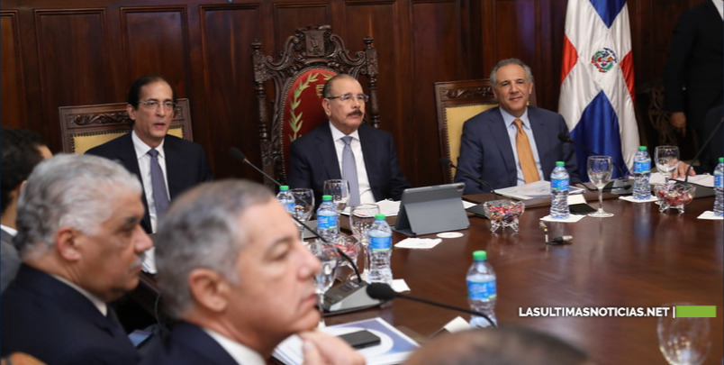 Danilo Medina encabeza VIII reunión pleno Consejo Nacional de Competitividad