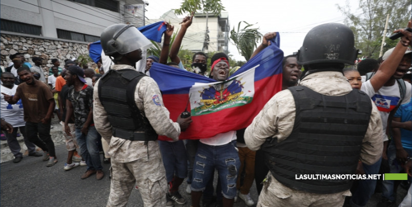 Gobierno de Haití sube salario mínimo en plena crisis económica y política