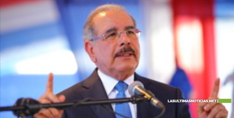 El Presidente Medina felicita a jóvenes dominicanos en el Día Nacional de la Juventud
