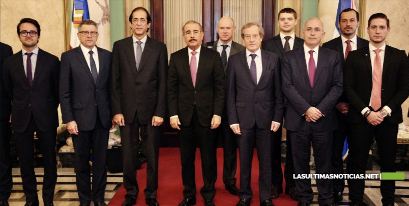 Danilo Medina recibe a representantes Mouvement des Entreprises de France (Medef), interesados en seguir invirtiendo en RD