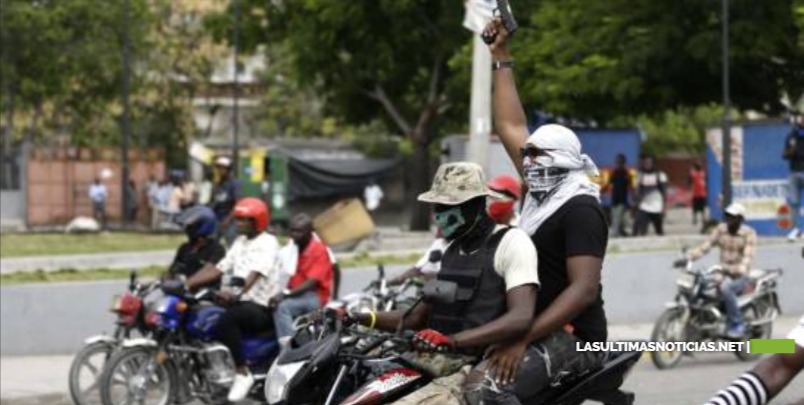 Al menos dos muertos en enfrentamiento entre policías y civiles en Haití