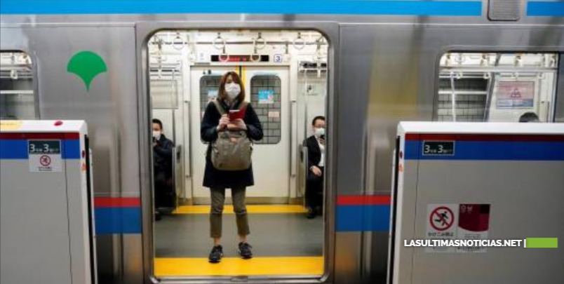 Japón declara estado de alerta por un peligroso repunte de la pandemia