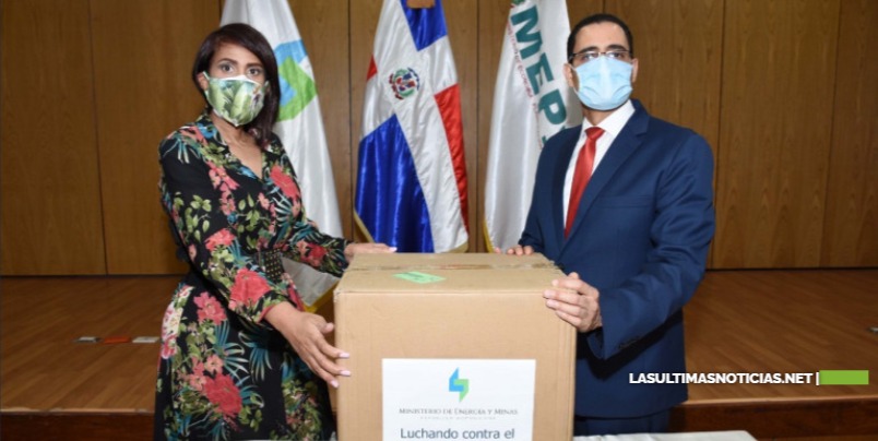 Gobierno dominicano recibe donación de pruebas PCR de la OEIA para combatir COVID-19