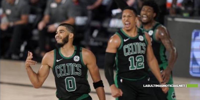 atum anota 34; Celtics toman ventaja de 2-0 sobre Raptors