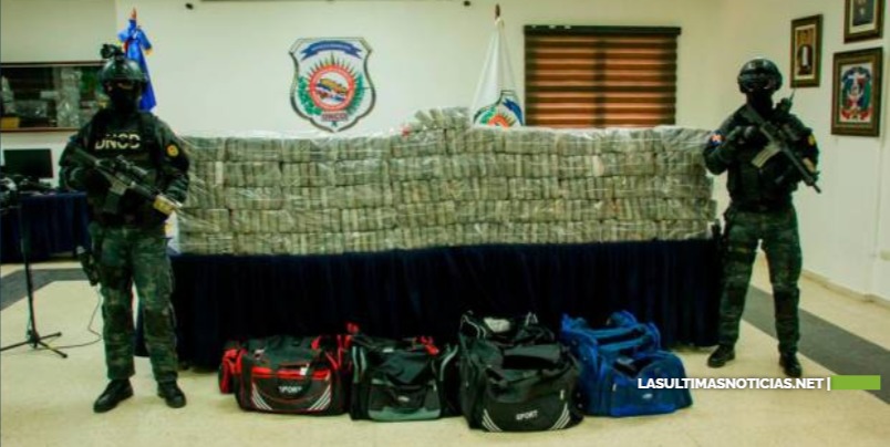 En medio de tiroteo autoridades decomisan 306 paquetes de droga en puerto Caucedo