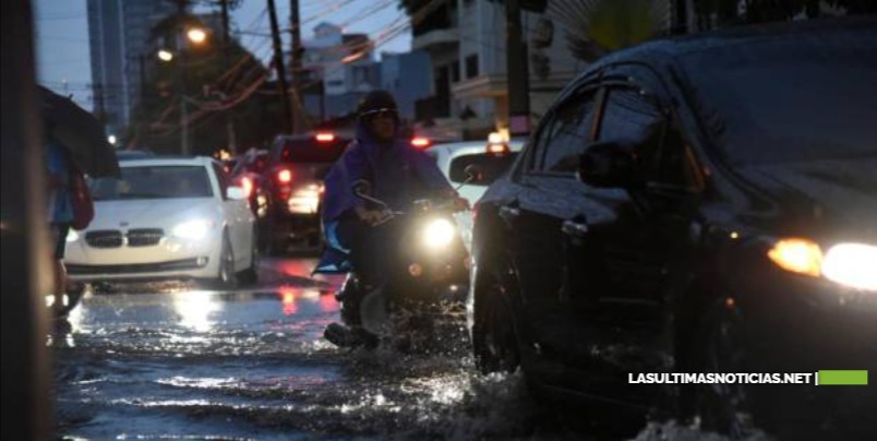 Coe pone 10 provincias en alerta por efectos indirectos en el país del huracán Eta