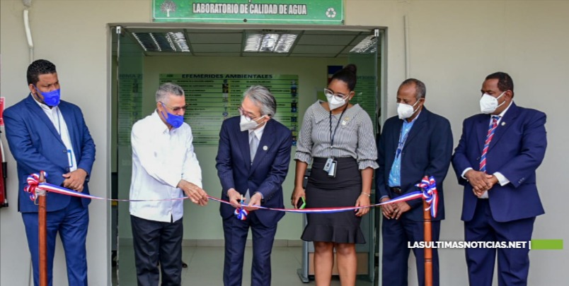 Alcalde de Santo Domingo Este pone en funcionamiento Laboratorio de Calidad de Agua donado por Japón