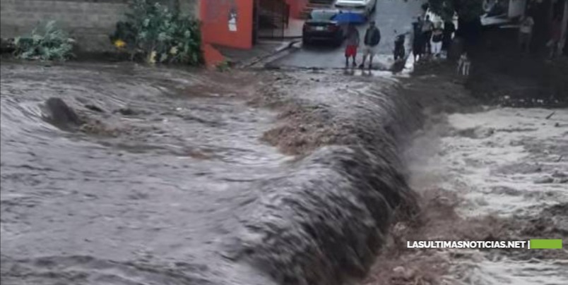 Reportan daños por crecida de ríos y cañadas en el Cibao