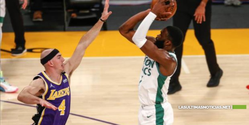 Jaylen Brown anota 40 y Celtics vencen a Lakers 121-113