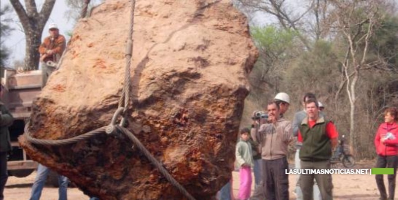 La lluvia de meteoritos que impactó una región de Argentina El estallido en la atmósfera se produjo por un asteroide de más de 800 toneladas
