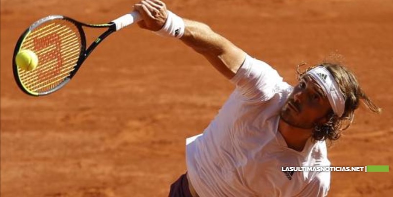 Tsitsipas gana a Zverev y espera por Djokovic o Nadal para la final del Roland Garros