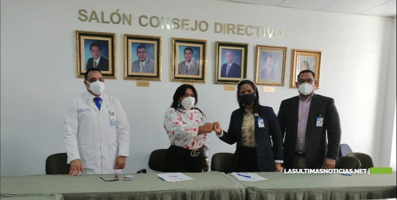 El día de hoy fue firmado un acuerdo Interinstitucional entre CEMADOJA y el Centro de Gastroenterología