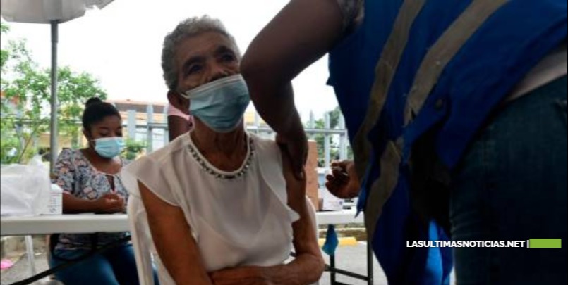 Alrededor de 400 mil personas se han vacunado contra el COVID-19 en Santo Domingo Este