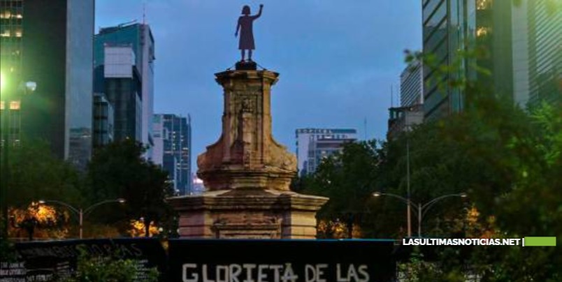 México reactiva el “indigenismo estatal” para borrar a Cristóbal Colón de la capital