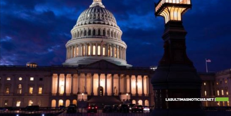 Senado de Estados Unidos aprueba propuesta que evita cierre de gobierno