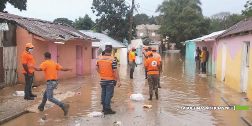 COE emite alerta en 17 provincias por posibles inundaciones