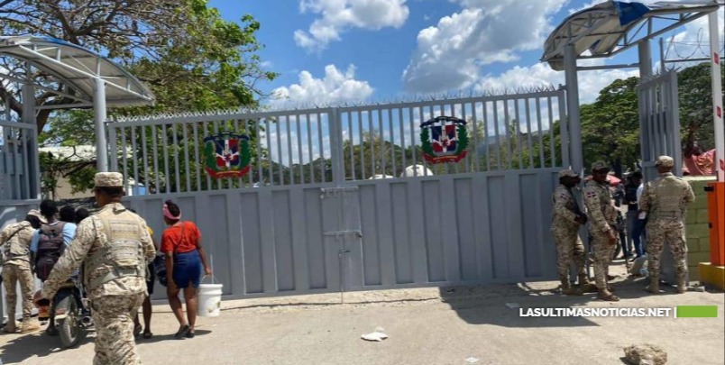 Cesfront reabre puerta binacional en Elías Piña tras disturbios en aduana haitiana