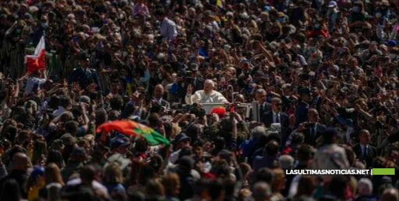 El papa clama en Misa de Domingo de Resurrección paz para Ucrania