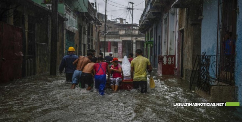 Dos muertos en Cuba por lluvias; tormenta se dirige a Florida