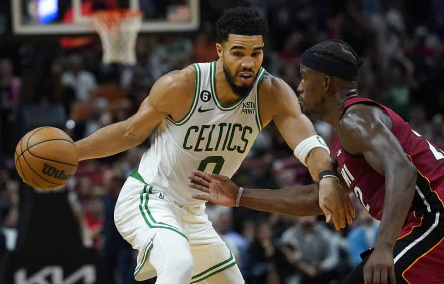 Tatum, Horford y los Celtics de Boston vencen al Heat de Miami