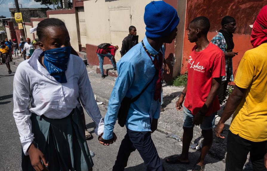 La comunidad internacional pide tregua en Haití ante la crisis humanitaria