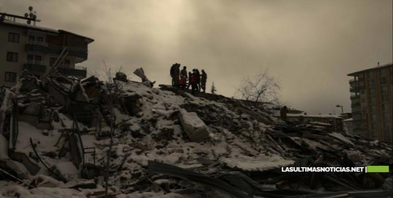 Más de 11,000 fallecidos en Turquía y Siria por terremoto